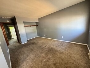 77 Walbridge Ave in Toledo, OH - Building Photo - Building Photo