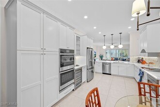 831 Sailaway Ln in Naples, FL - Building Photo - Building Photo