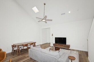 7618 Woodford Ave in Amarillo, TX - Building Photo - Building Photo