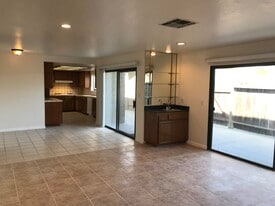 4861 W 119th Pl in Hawthorne, CA - Building Photo