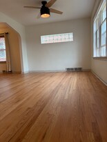 5665 Pernod Ave in St. Louis, MO - Building Photo