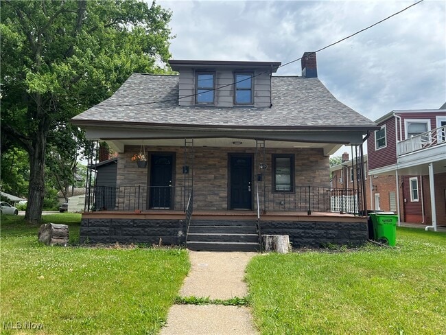property at 214 Front St