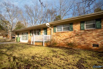 3104 Cumbres Cir NW in Huntsville, AL - Building Photo - Building Photo