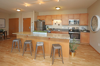 York Place Apartments Edina in Edina, MN - Building Photo - Interior Photo