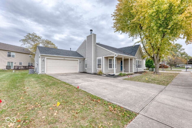8520 Lincoln Ct in Fishers, IN - Building Photo - Building Photo
