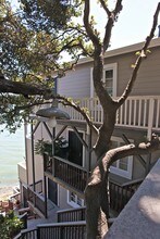 2078 Paradise Dr in Tiburon, CA - Building Photo - Building Photo