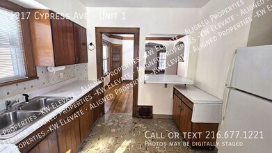 1917 Cypress Ave in Cleveland, OH - Building Photo - Building Photo