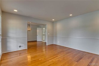 401 Riverdale Dr in Tuscaloosa, AL - Building Photo - Building Photo