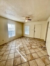 2314 Mistletoe St in Waco, TX - Building Photo - Building Photo