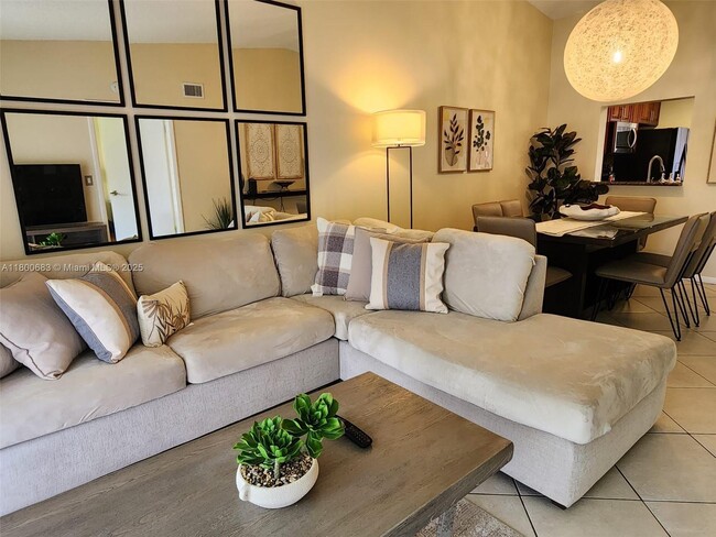 21951 Soundview Terrace in Boca Raton, FL - Building Photo - Building Photo