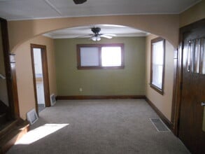 1411 1st St SW in Cedar Rapids, IA - Building Photo - Building Photo