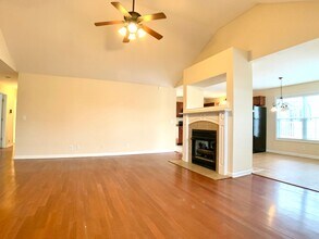 3756 N Jot Dr in Clarksville, TN - Building Photo - Building Photo