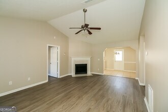 9236 Clb Vw Trce in Riverdale, GA - Building Photo - Building Photo