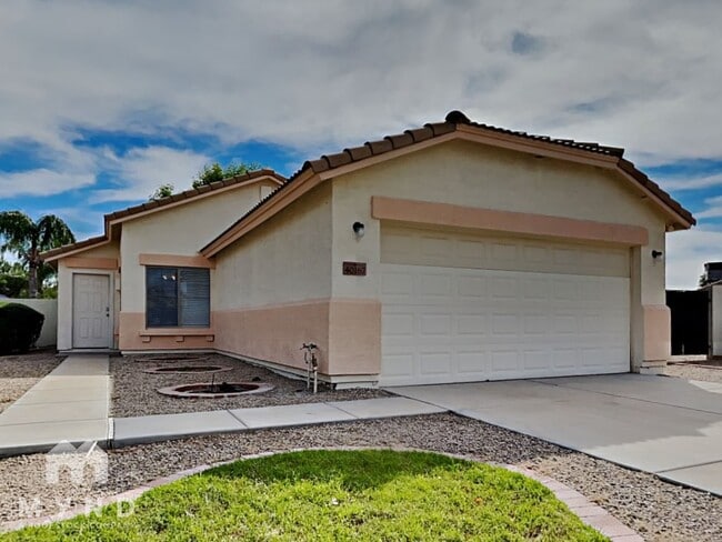 property at 40167 N Costa Del Sol Dr