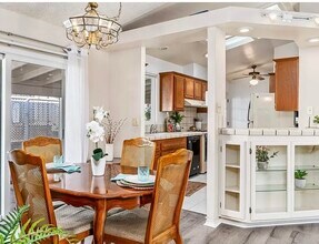 2010 W San Marcos Blvd in San Marcos, CA - Building Photo - Building Photo