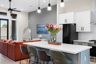 1410 Milby St in Houston, TX - Building Photo - Building Photo