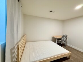 9989 Dodge Dr in Northglenn, CO - Building Photo - Building Photo