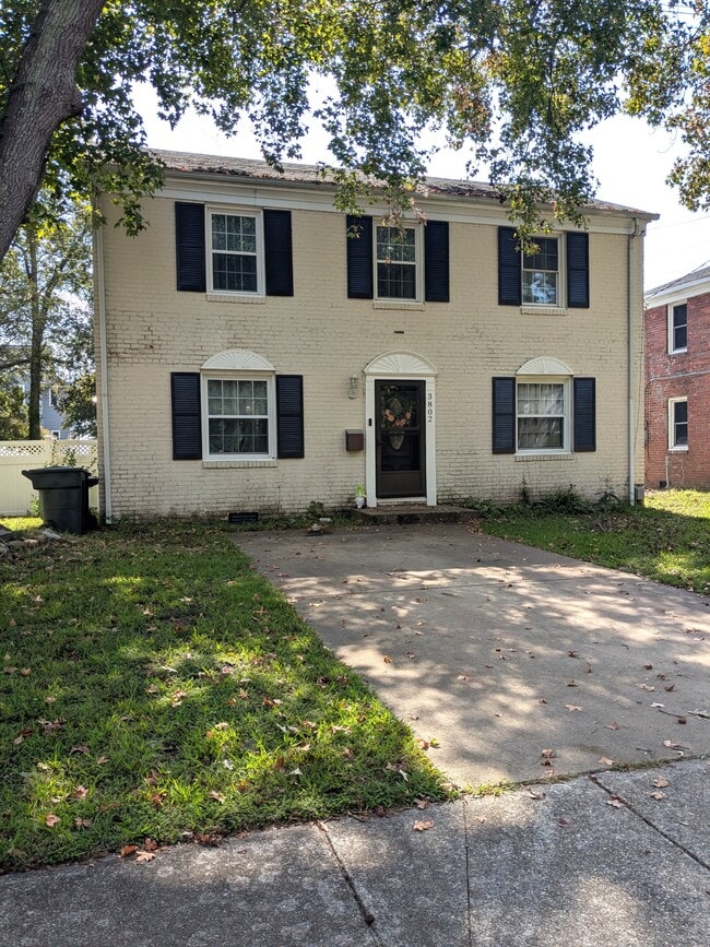 property at 3802 Roads View Ave