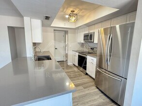 3617 S Siesta Ln in Tempe, AZ - Building Photo - Building Photo