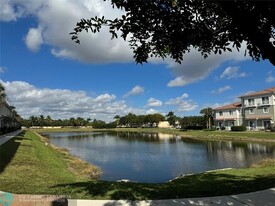 2675 SW 81st Terrace in Miramar, FL - Foto de edificio - Building Photo