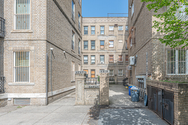 4216 15th Ave in Brooklyn, NY - Building Photo - Building Photo