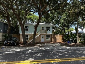 208 A St in St. Augustine, FL - Building Photo - Building Photo