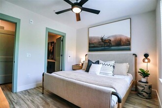 1330 Fairmont Ave NW, Unit 203 in Atlanta, GA - Building Photo - Building Photo