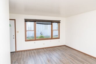 1010 Beech St in Valparaiso, IN - Building Photo - Building Photo