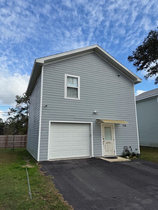 778 Parklawn St in Tallahassee, FL - Building Photo