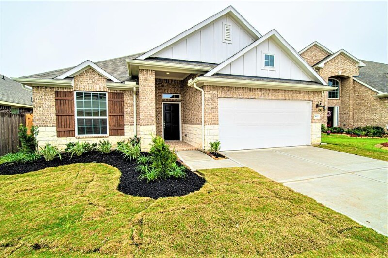 24663 Lakecrest Pine Trail in Katy, TX - Building Photo