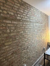 2344 S Ridgeway Ave, Unit 2nd Floor Unit in Chicago, IL - Building Photo - Building Photo