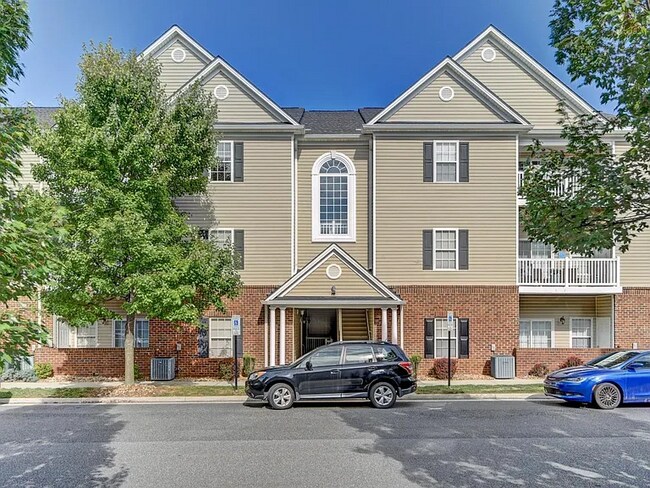 205 Capital St, Unit Unit 203 in Lynchburg, VA - Building Photo - Building Photo