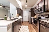 Marquis on Memorial photo'