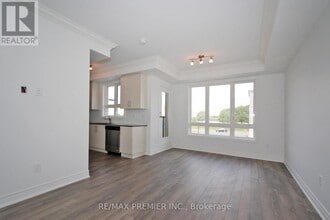 125 Kayla Crescent in Vaughan, ON - Building Photo - Building Photo