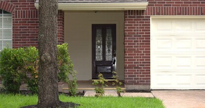 10614 Desert Springs Cir in Houston, TX - Building Photo - Building Photo