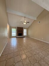 18 N Drifting Leaf Ct in Spring, TX - Building Photo - Building Photo