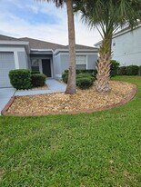 136 Bella Rosa Cir in Sanford, FL - Building Photo