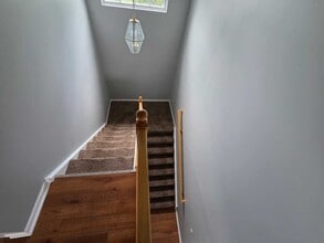 2402 Oakfield Ct in Aurora, IL - Building Photo - Building Photo