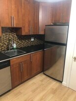 273 Main St, Unit 3B in Boston, MA - Building Photo