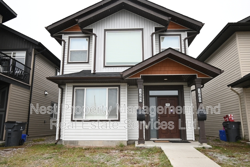 1680-1688 8 Ave in Prince George, BC - Building Photo