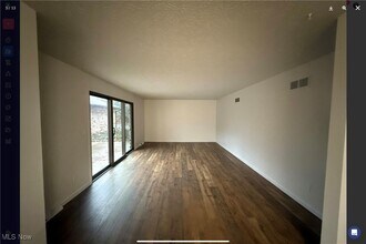 6295 St Andrews Dr in Canfield, OH - Foto de edificio - Building Photo