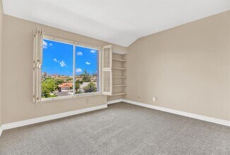 17486 Plaza Dolores in San Diego, CA - Building Photo - Building Photo