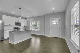 152 Cox St in Travelers Rest, SC - Building Photo - Building Photo
