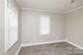 627 Colston St, Unit 629 in Albemarle, NC - Foto de edificio - Building Photo