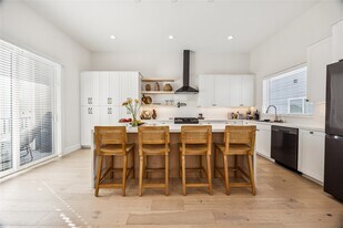 1127 W 16th St in Houston, TX - Building Photo