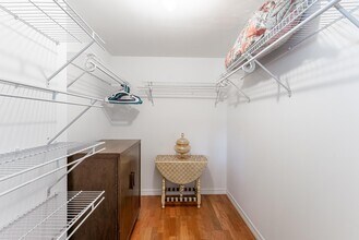 140 Lake Nancy Ln in West Palm Beach, FL - Building Photo - Building Photo