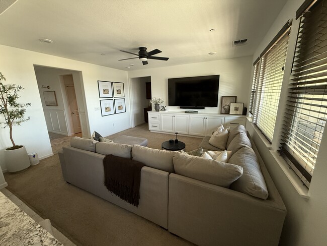 614 Aromas Pl in Soledad, CA - Building Photo - Building Photo