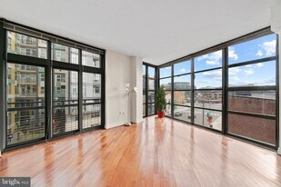 2120 Vermont Ave NW in Washington, DC - Building Photo