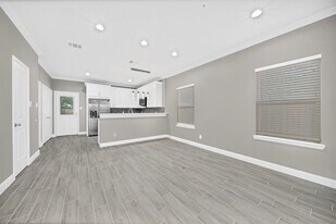 5807 Southmund St in Houston, TX - Building Photo