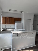 815 Maryland Ave NE in Washington, DC - Building Photo - Building Photo